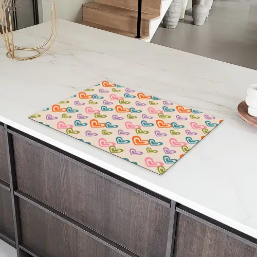 Kleurrijk - Hartjes - Patroon - Beige Inductie beschermer vinyl 3mm klein 276 -sfeer8