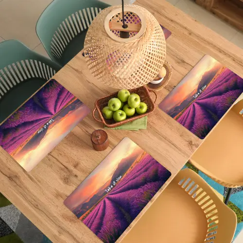 Lavendelveld - Quote - Zonsondergang Placemat vinyl groot -zzsfeer5_Kitchenyeah-website