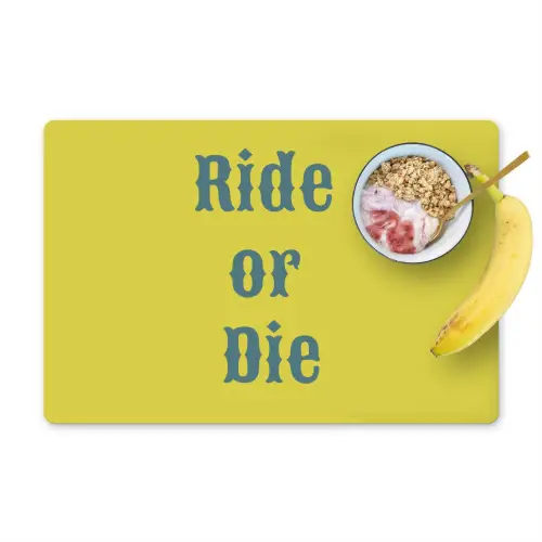 Ride or die - Geel - Blauw Placemat vinyl groot -zzzproduct_Kitchenyeah-website