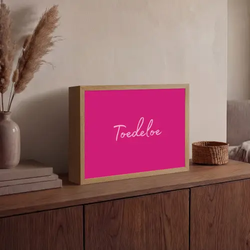 Toedeloe - Roze Light Box met batterij (Wandlamp) middel -sfeer2
