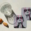Portret - Vrouw - Zonnebril - Verfdruppels onderzetter kurk middel -sfeer4