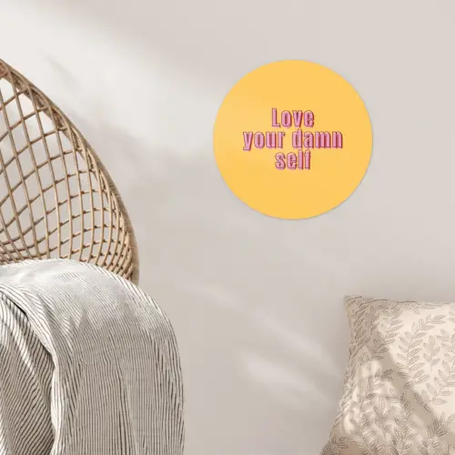 Love yourself - Roze - Geel Wandcirkel behangsticker klein -sfeer4