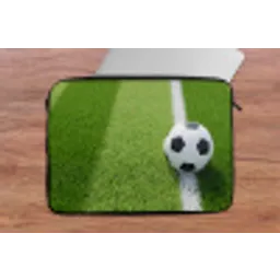 Voetbal - Grasveld - Sport - Groen laptophoes neopreen klein -tafel