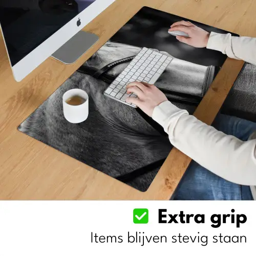 Paard - Schimmel - Portret Muismat XXL klein -sfeer3