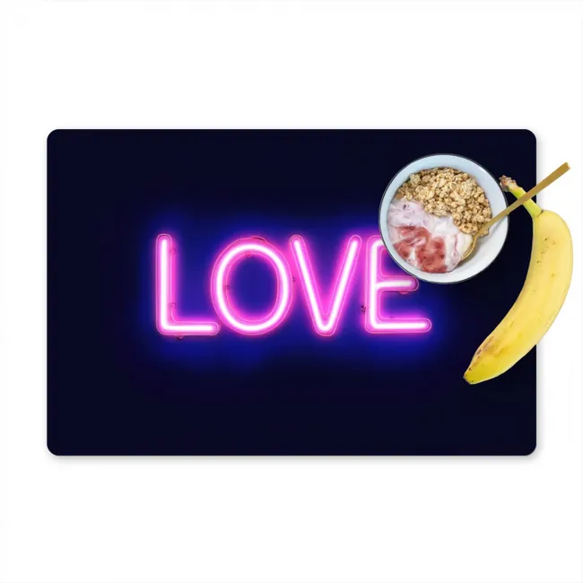 Neon - Love - Valentijn Placemat vinyl groot -zzzproduct_Kitchenyeah-website
