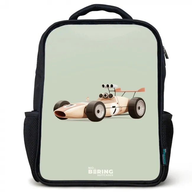 Beige retro raceauto op groen achtergrond Rugzak - Zwart middel -3d