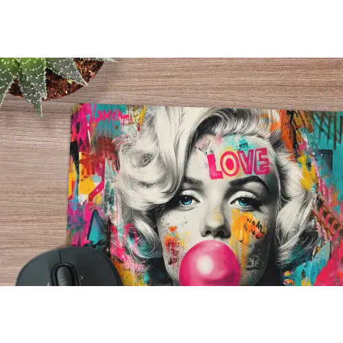 Vrouw - Kauwgom - Graffiti - Neonkleuren muismat rubber klein -closeup