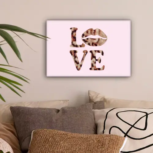 Tekst - Love - Pantervacht - Lichtroze canvas 2cm klein -sfeer1