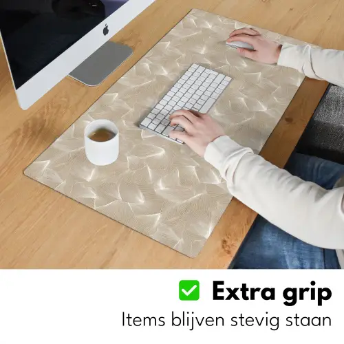 Organisch - Textuur - Beige Muismat XXL klein 681 -sfeer3