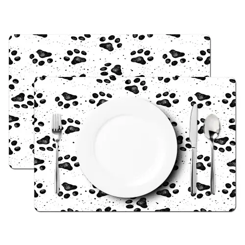 Paw - Pattern -Black Placemat vinyl groot 368 -zzsfeer2_Kitchenyeah-website