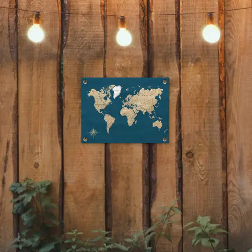 Wereldkaart - Donkerblauw - Beige tuinposter los doek klein -sfeer1
