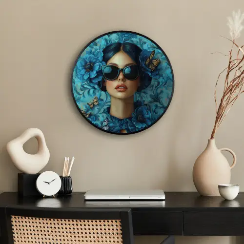 Vrouw - Bloemen - Vlinders - Blauw - Abstract Fotolijst rond zonder passe partout klein -sfeer1
