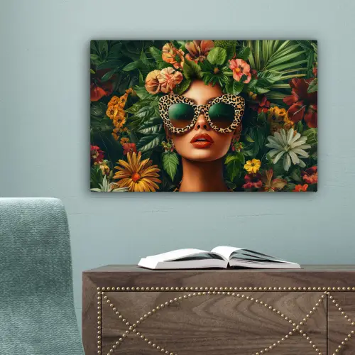 Vrouw - Panterprint - Jungle - Natuur - Luxe canvas 2cm klein -sfeer4