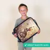 Konijntje - Bruin - Bloemen - Vlinders Kinderkoffer - Zwart klein -sfeer4_NL