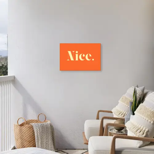 Oranje - Gebroken wit - Nice Tuinposter op houten frame 2 cm dik klein -sfeer1