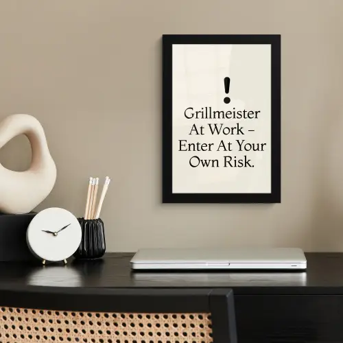 Grill - Uitroepteken - Zwart - Tekst fotolijst zwart zonder passe partout klein -sfeer1