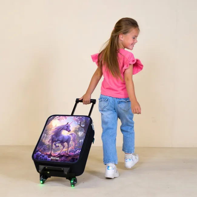 Portret van een Eenhoorn tussen Paarse Bloemen Kinderkoffer - Zwart klein -sfeer1