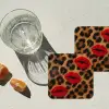 Lippen - Drie - Rood - Panterprint onderzetter kurk middel -sfeer4