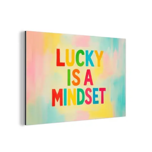 Quote - Lucky - Regenboogkleuren aluminium wit klein -3d