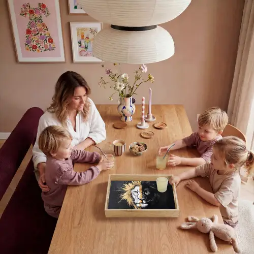 Leeuw - Gesplitst - Zwart - Lijn Dienblad Rechthoek middel -sfeer4