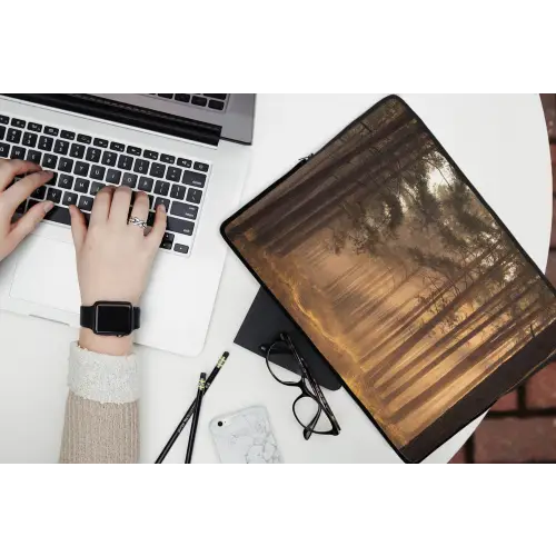 Bos - Mist - Zonlicht laptophoes neopreen klein -bureau