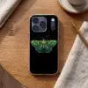 Mot - Levendig - Groen Telefoonhoesje iPhone 17 Pro klein -sfeer1