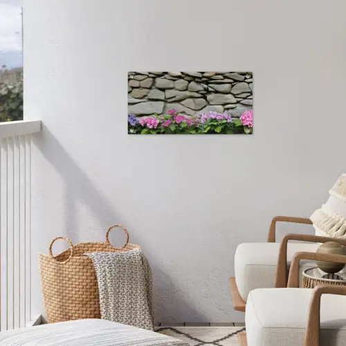 Hortensia’s - Stenen - Muur - Bloemen tuinposter los doek klein -sfeer8