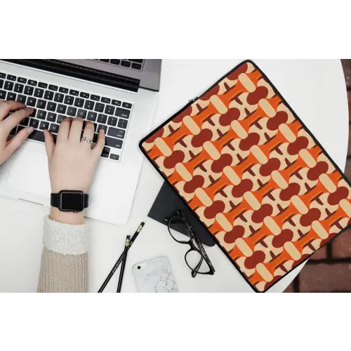 Geometrisch - Retro - Oranje laptophoes neopreen klein 279 -bureau
