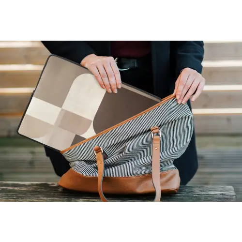 Geometrisch - Geweven structuur - Modern laptophoes neopreen klein -tas