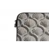 Zand - Schelpenvorm - Grijs laptophoes neopreen klein 279 -detail