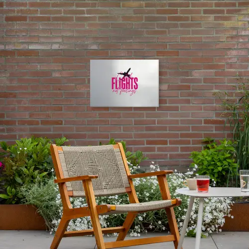 Catch flights not feelings - Vliegtuig - Roze Tuinposter op houten frame 2 cm dik klein -sfeer3