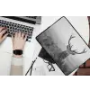 Hert - Mistig - Zwart - Wit laptophoes neopreen klein -bureau