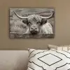 Schotse hooglander - Zwart - Wit - Hout canvas 2cm klein -sfeer3