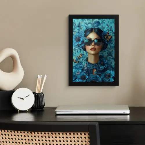 Vrouw - Bloemen - Vlinders - Blauw - Abstract fotolijst zwart zonder passe partout klein -sfeer1