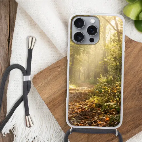 Zonlicht - Bospad - Bomen Hoesje iPhone 16 Pro Max met koord klein -sfeer4