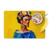 Frida Kahlo - Vrouw - Geel - Blauw - Bloemen Placemat vinyl groot -zzzproduct_Kitchenyeah-website