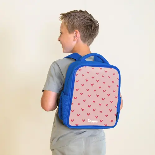 Hartjespatroon met roze kleuren Kinderrugzak - Blauw middel -sfeer2