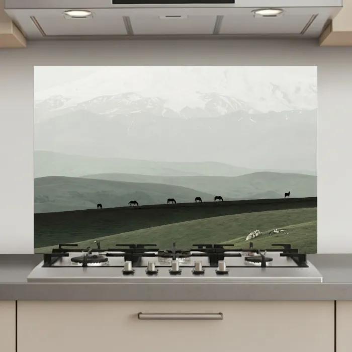 Grijs - Berg - Paarden keuken achterwand spatscherm klein -3d_website
