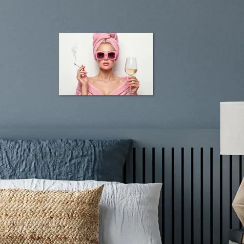 Vrouw - Roze - Wijn - Zonnebril poster papier klein -sfeer2