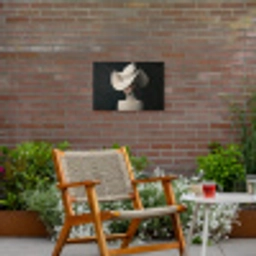 Vrouw - Golvende - Hoed Tuinposter op houten frame 2 cm dik klein -sfeer3