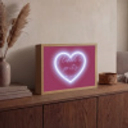 I liked it so it's mine - Neon hart - Roze Light Box met batterij (Wandlamp) middel -sfeer2