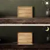 Houtlook - Bruin - Hout Light Box met kabel (Tafellamp) klein -sfeer3