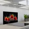 Aardbeien - Fruit - Rood - Water - Zwart keuken achterwand spatscherm klein -3d_schuin