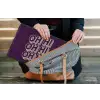 Oh hi - Paars - 3D laptophoes neopreen klein -tas