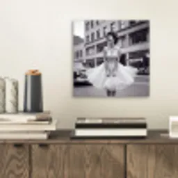 Retro - Vrouw - Zwart - Wit aluminium wit klein -sfeer1