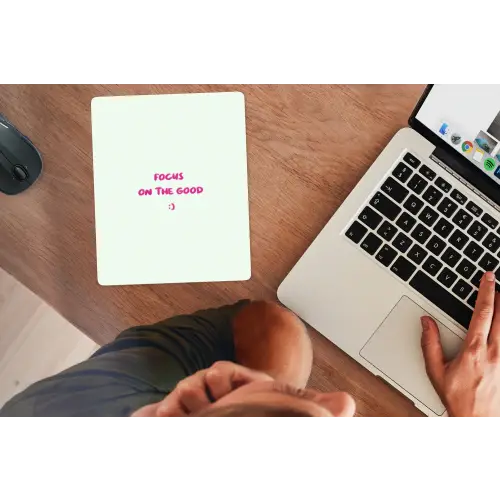 Focus - Beige - Roze - Smiley muismat rubber klein -laptop