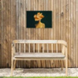 Vrouw - Hoed - Geel Tuinposter op houten frame 2 cm dik klein -sfeer4
