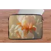 Close up - Oranje - Iris laptophoes neopreen klein -tafel