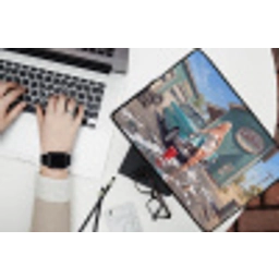 Auto - Vrouw - Groen laptophoes neopreen klein -bureau