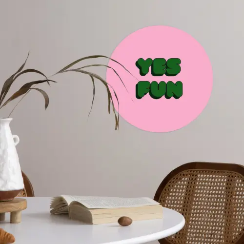 Yes fun - Groen - Roze Wandcirkel behangsticker klein -sfeer3